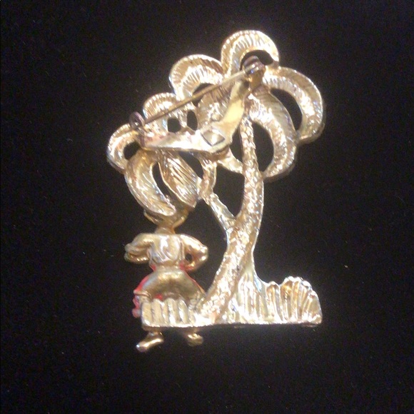 Vintage Ornate Brooch - Picture 3 of 4